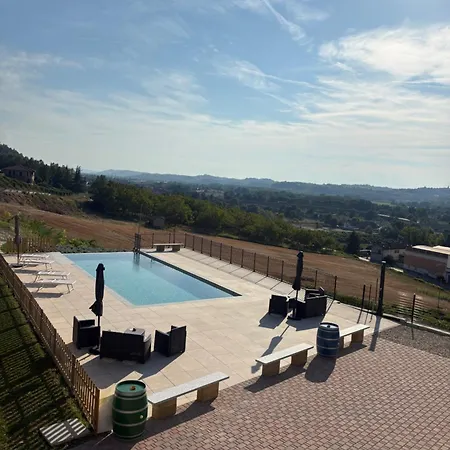 Bed & Breakfast Cascina Macaron 3*